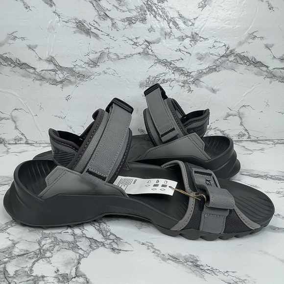 NEW adidas Terrex Hydroterra Sandal Charcoal Gray Black Mens Size 11 IE8009 main image 4